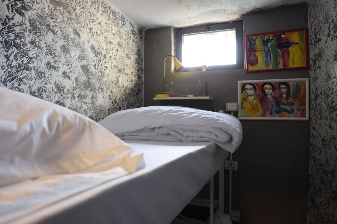 Hoja Hostel Τίρανα Εξωτερικό φωτογραφία
